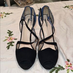 Giorgio Armani Elegant Black and Blue Suede Heels